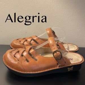 Alegria, 38, Cognac Burnish Freesia Leather Clog (US size 8)